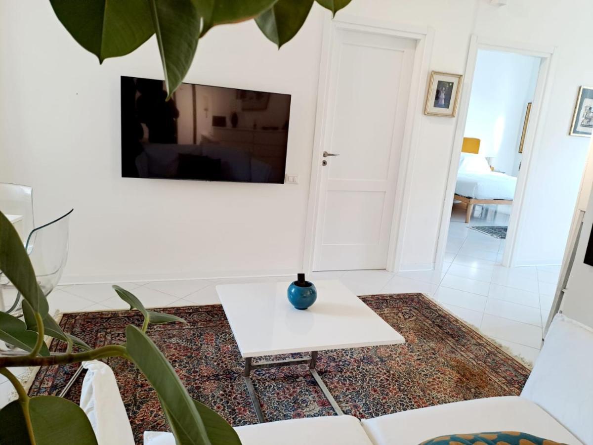 Casage Apartment Салерно Екстериор снимка